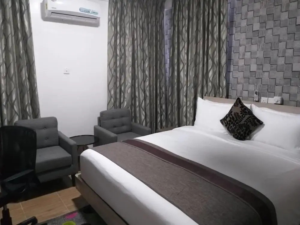 Jeyads Lodge
