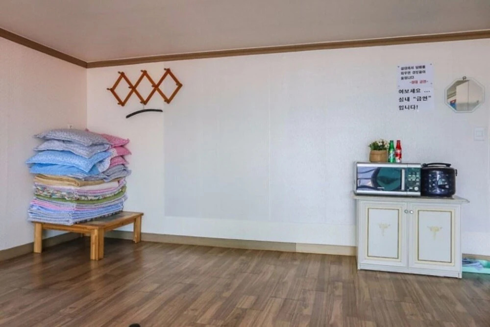 Pohang Sagyejeol Guryongpo Pension