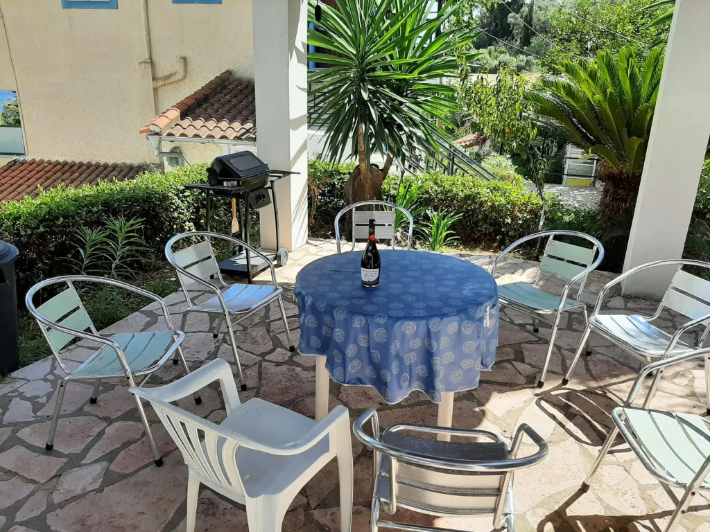 Appealing apartment in Mpenitses with pool