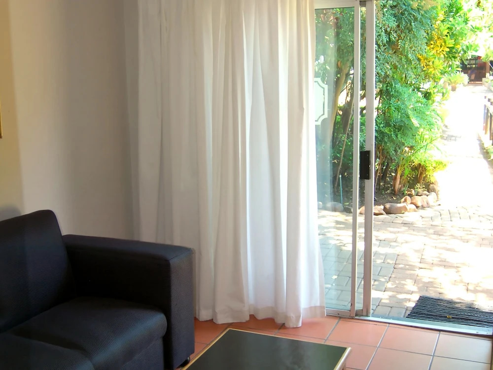 Safari Lodge, Hotel & Convention Centre