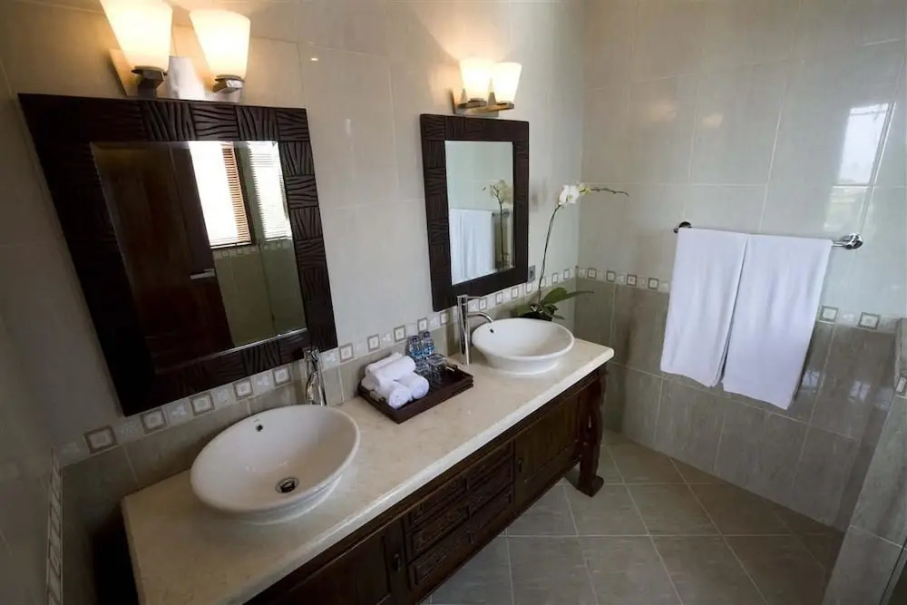 Citrus Tree Villas - Royalty