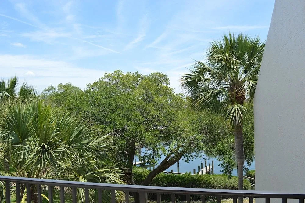 Cove II 832F 2 Bedroom Condo By Midnight Cove II