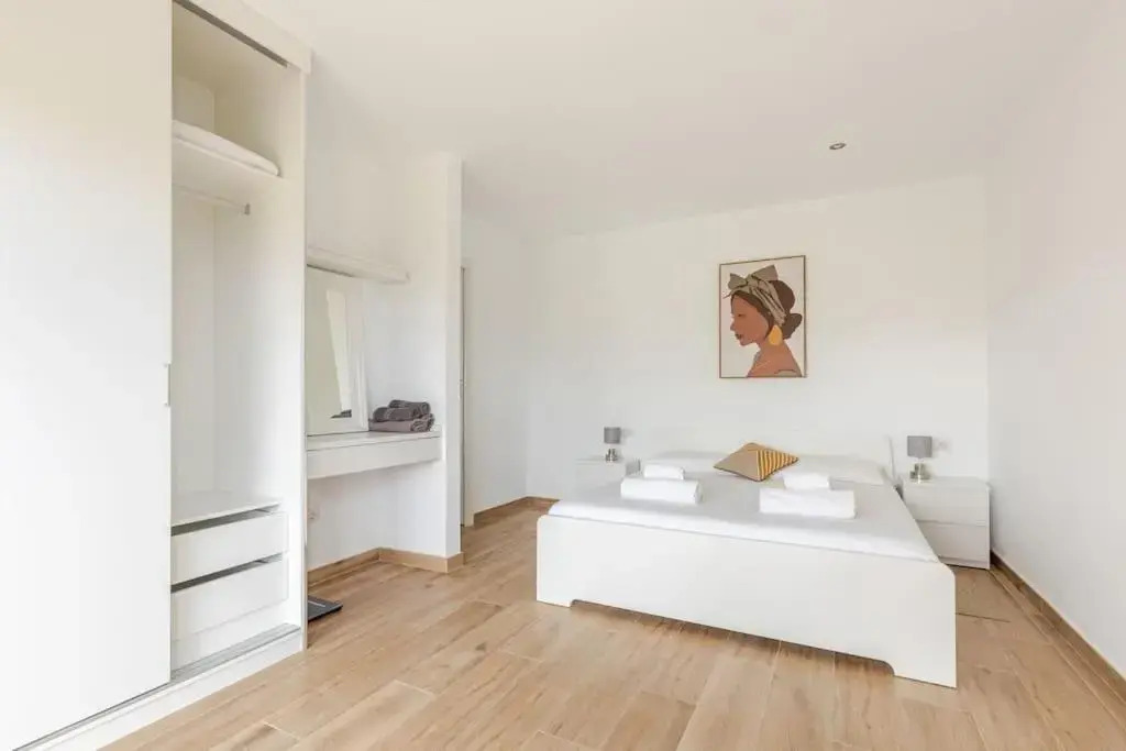 Apartamento en complejo residencial con piscina