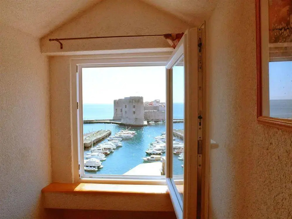 Apartments Nives