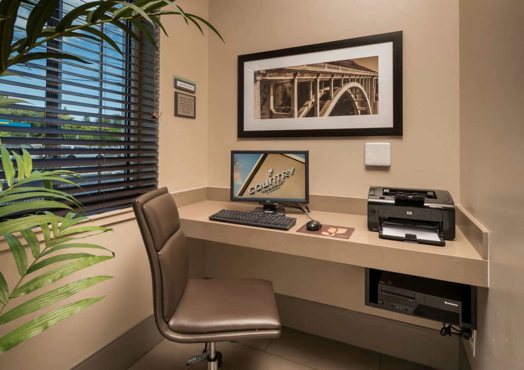 Country Inn & Suites by Radisson, Rochester-Pittsford-Brighton, NY