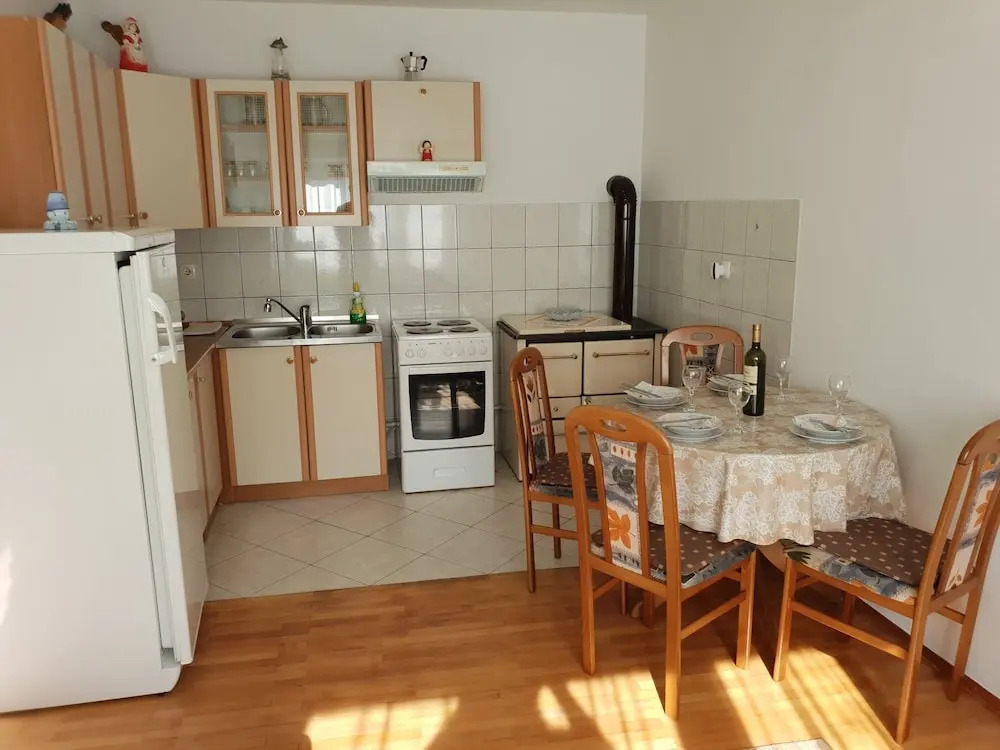 Apartments Josip