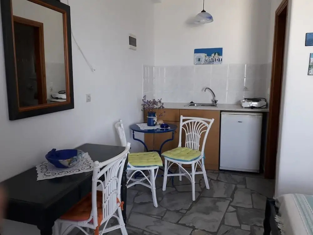 Nikoleta Kolympithres Paros