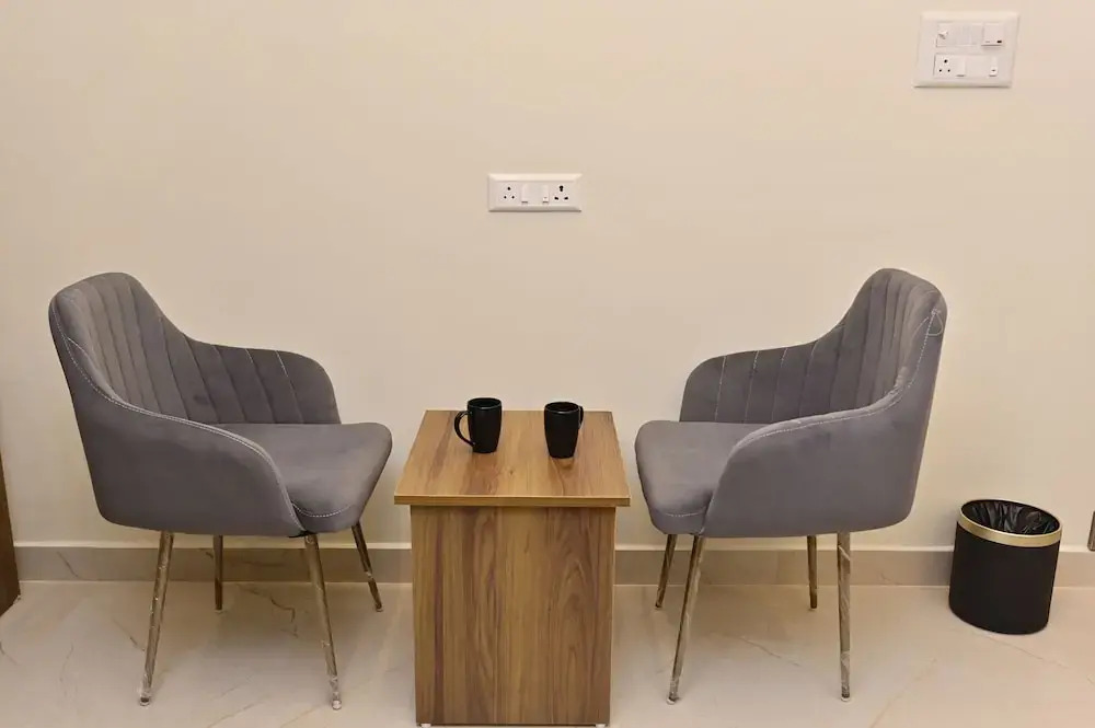 Hotel Noble Nook, 100 Ft Road, Indiranagar