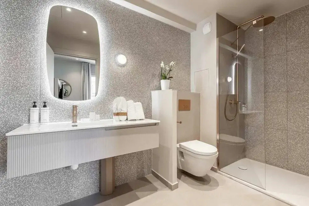 Suites FL By Sweett