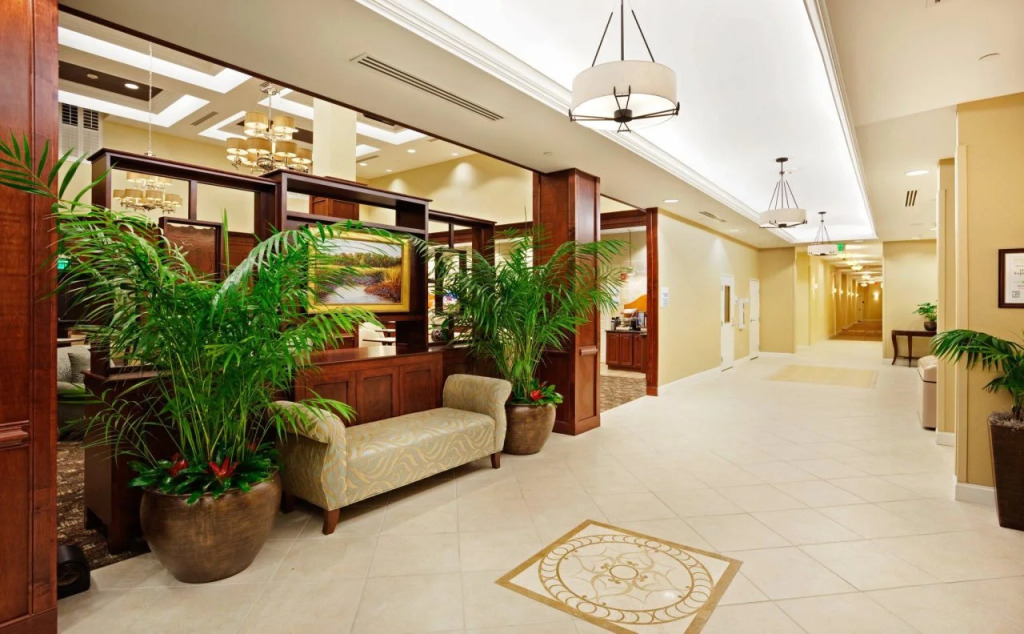Holiday Inn Express & Suites Mt. Pleasant by IHG