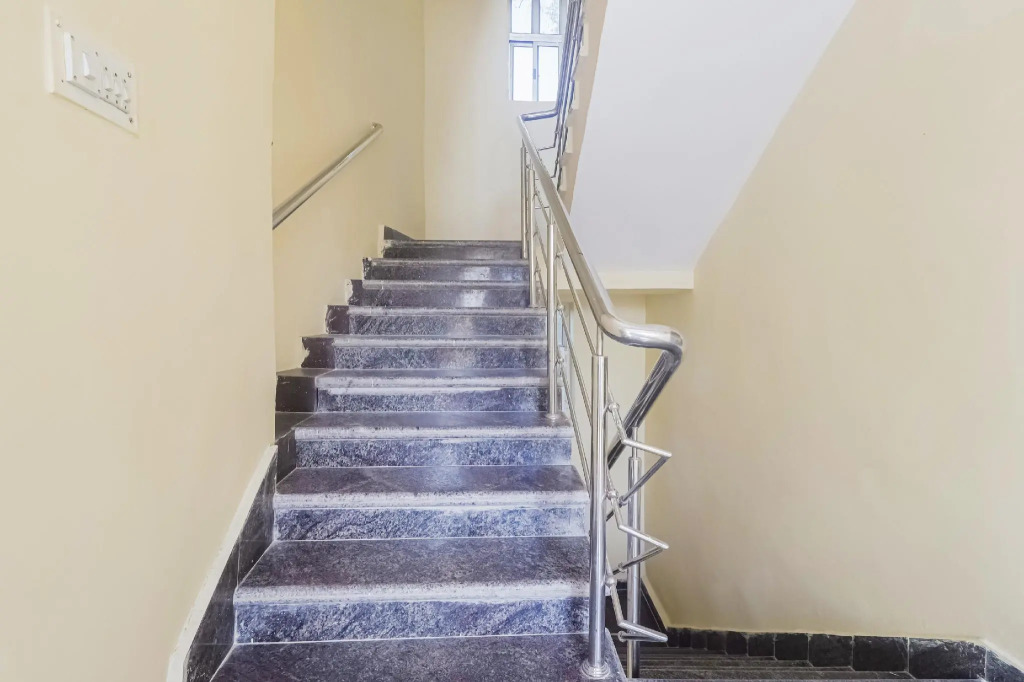 OYO Flagship 83600 Hotel Raman Palace