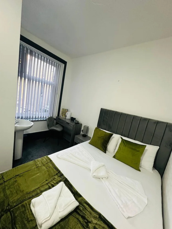 The New Valeron Hotel