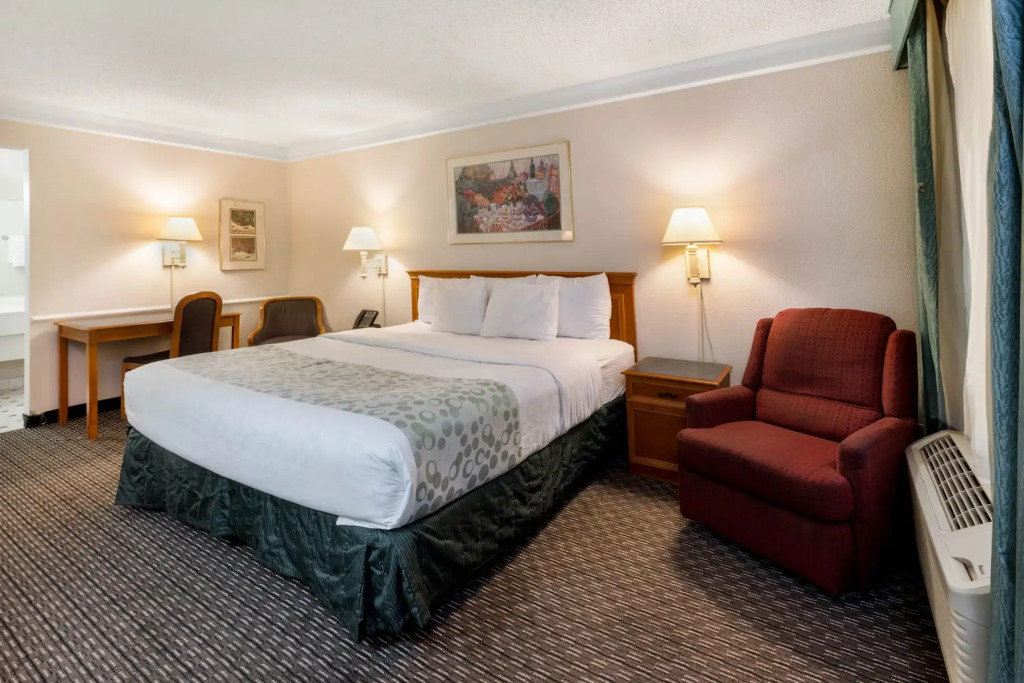 Motel 6 Phoenix, AZ Midtown