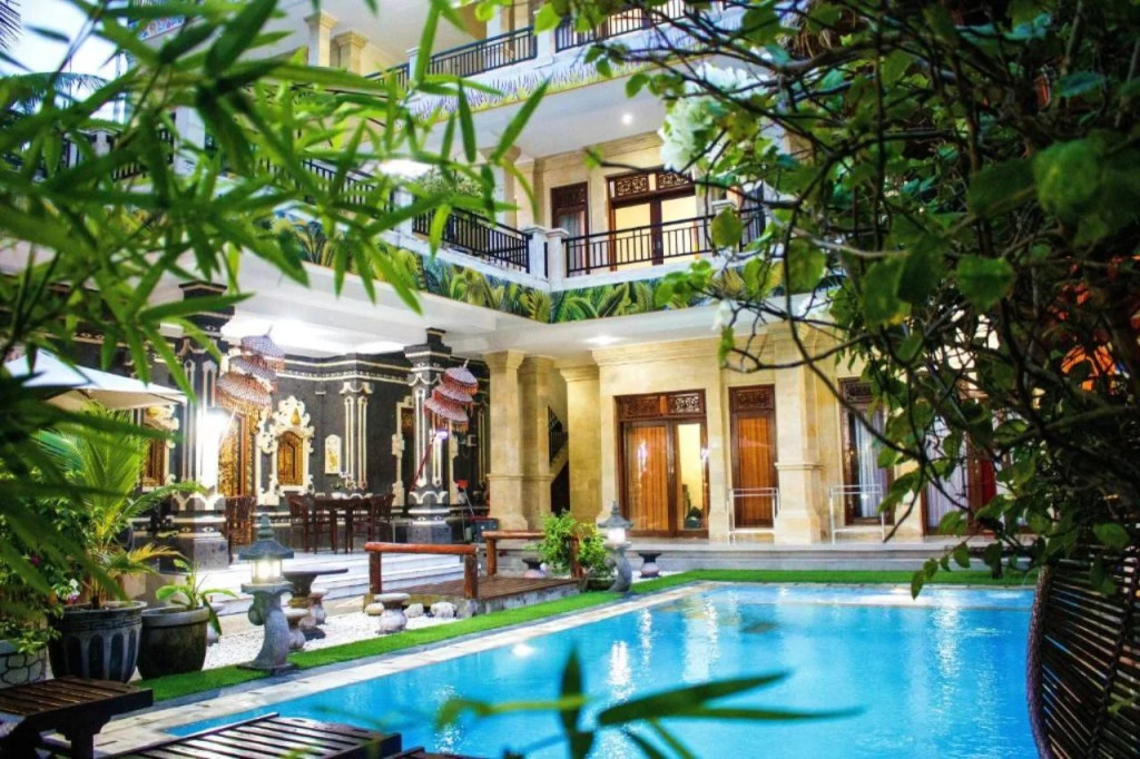 Bali 85 Beach Inn