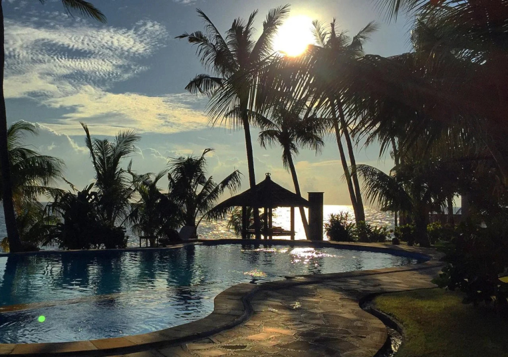 Relax Bali Resort, Diving & SPA, ocean front