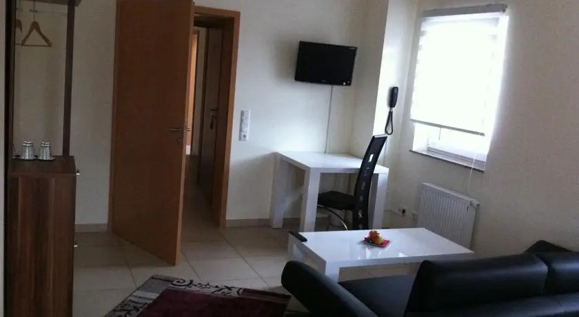 Main Hotel