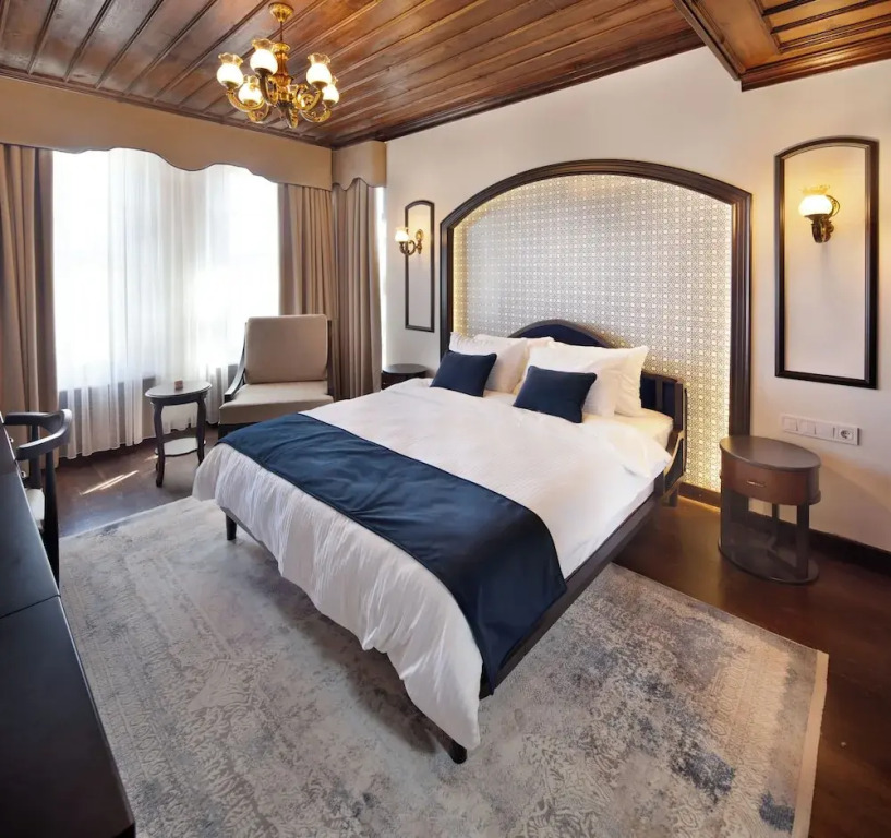 Sırçalı Hotel
