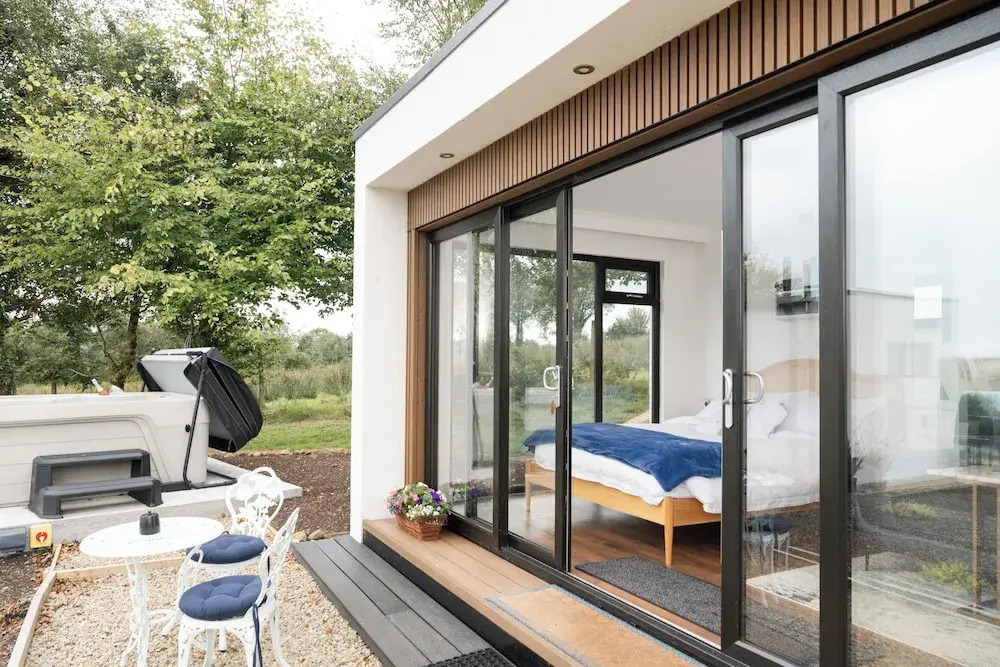LakEscape - Waterfront Self- Catering Cabins