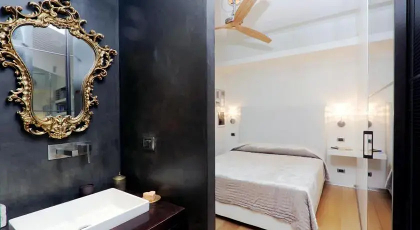 Cambiano Halldis Apartment