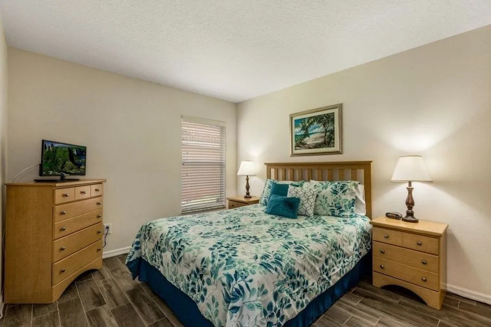 SC1041 Resort Amenities Private Pool and Spa Games Room and Wi Fi by R