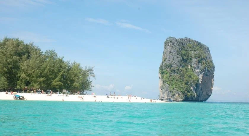 Poda Island Resort