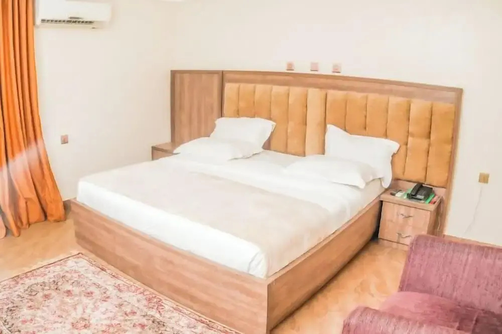 Muna Hotels
