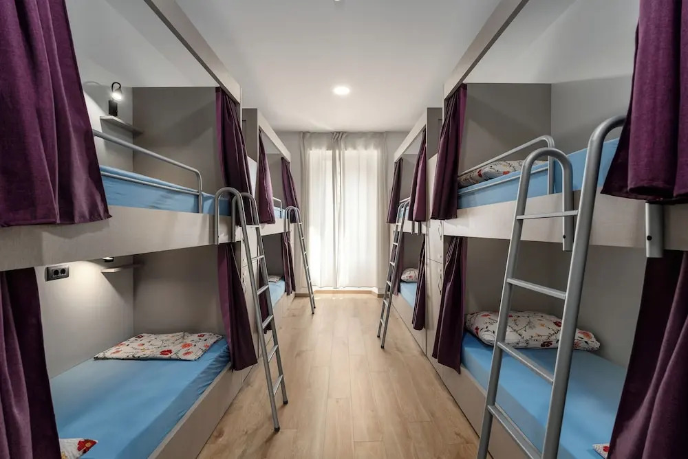 Hostel Antique