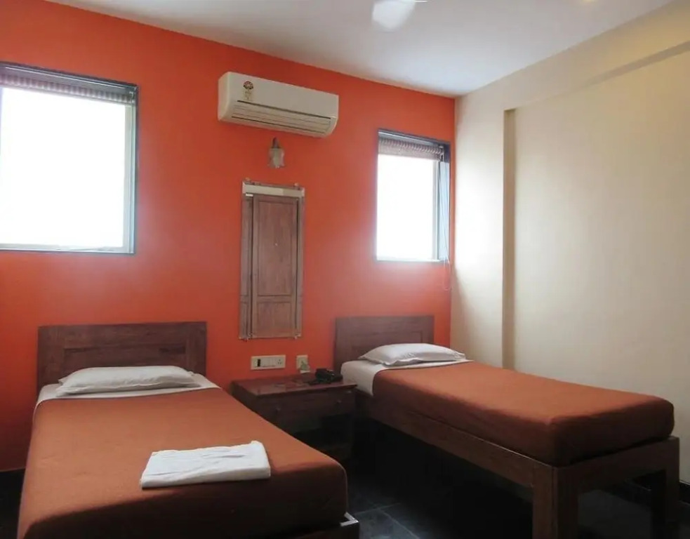 Room Maangta 132 - Vile Parle West