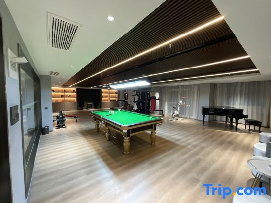 Homeinn Plus Hotel (Xianning Yinquan Avenue Tonghui Plaza)