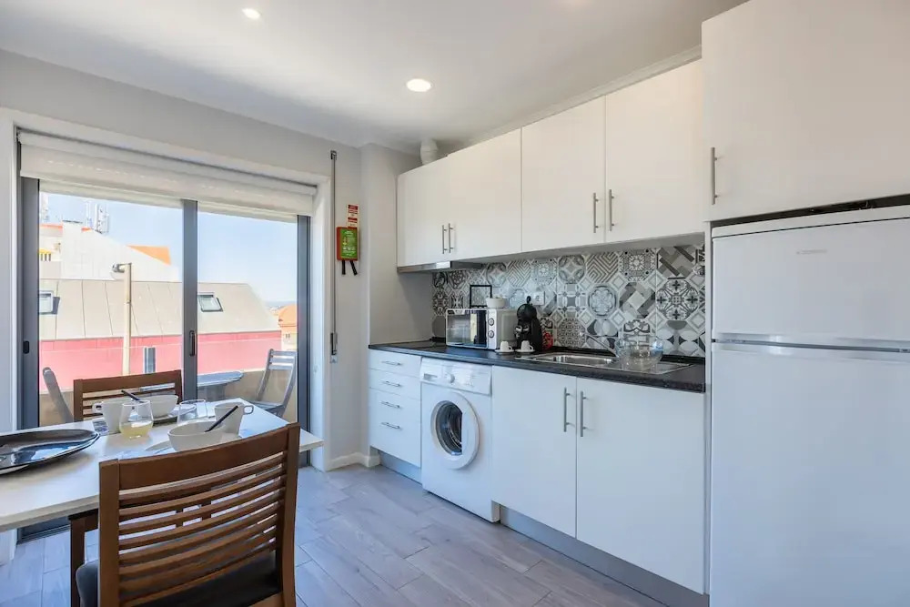 Vista Mare Beach Apartments by Porto City Hosts