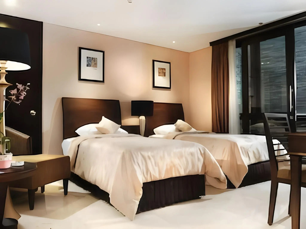 The Palais Dago Hotel
