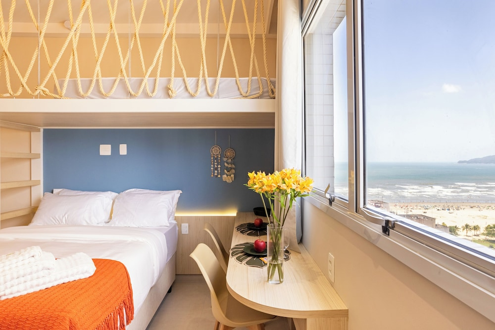 Stay Home Luxo | 1min Praia Gonzaga | Rooftop, Piscina, Sauna & Gym