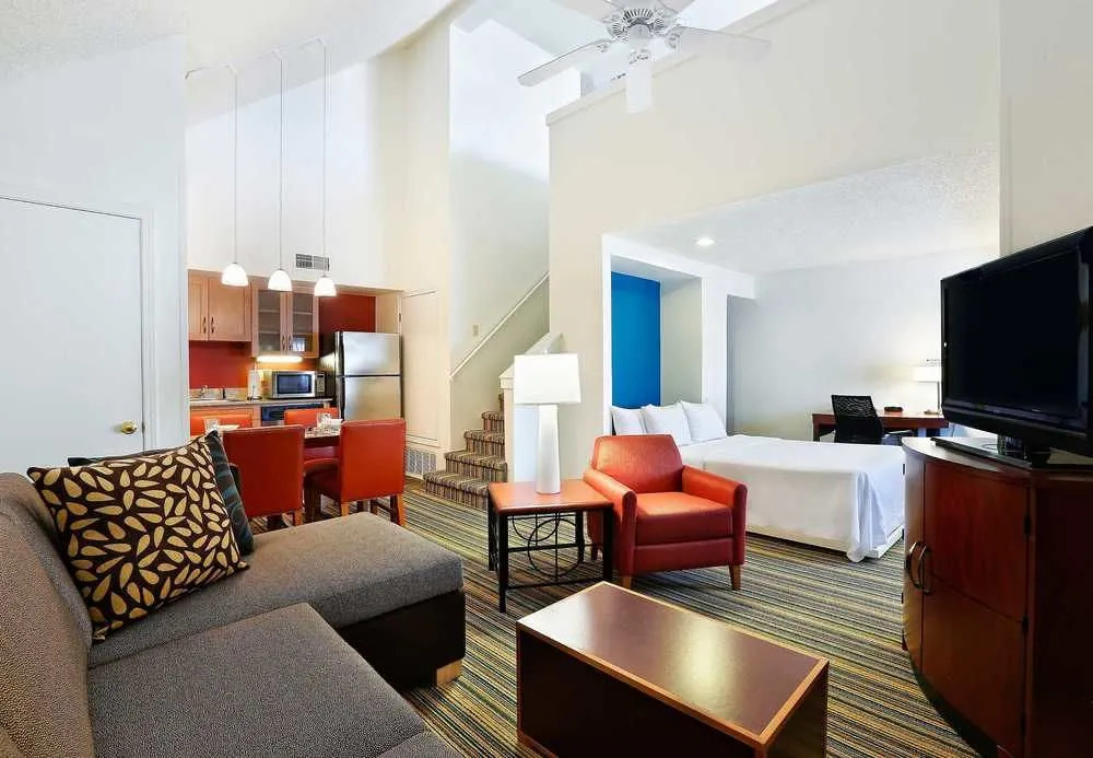 Homewood Suites by Hilton Phoenix-Avondale