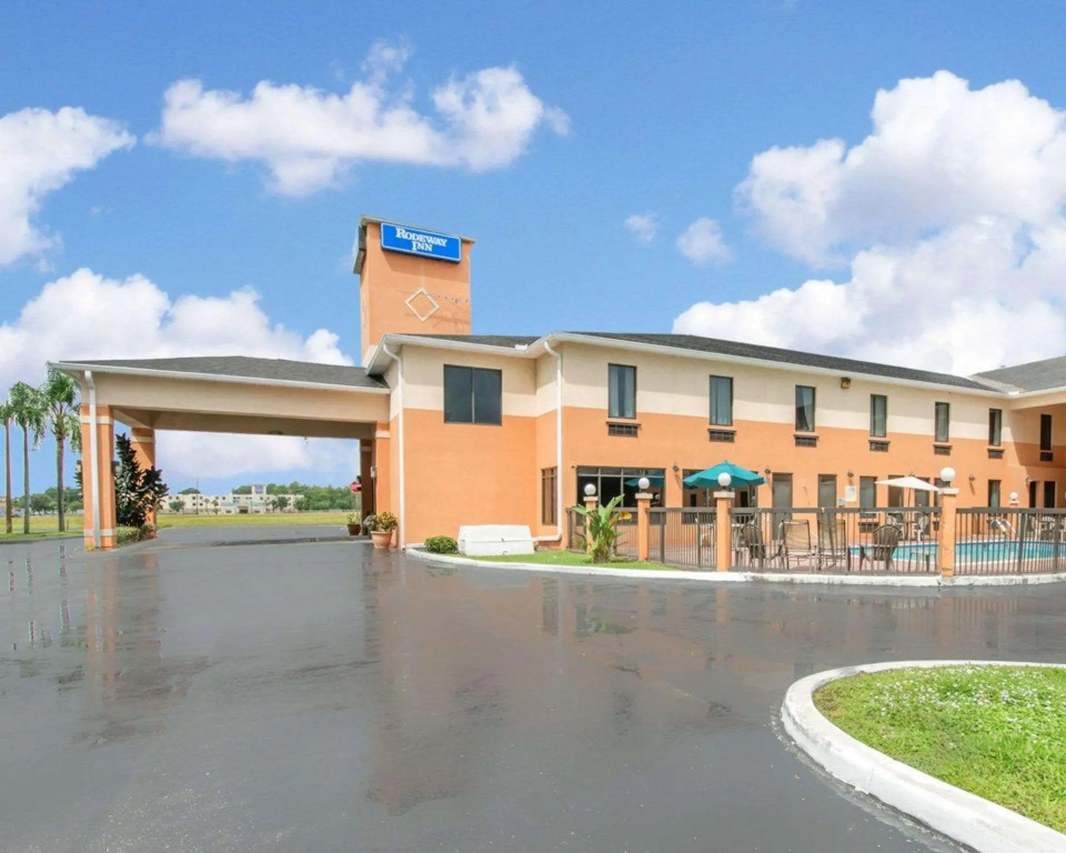 Rodeway Inn Wesley Chapel