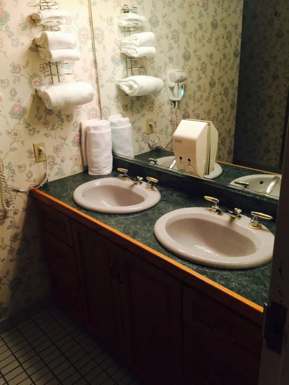 Goodfellos Suites