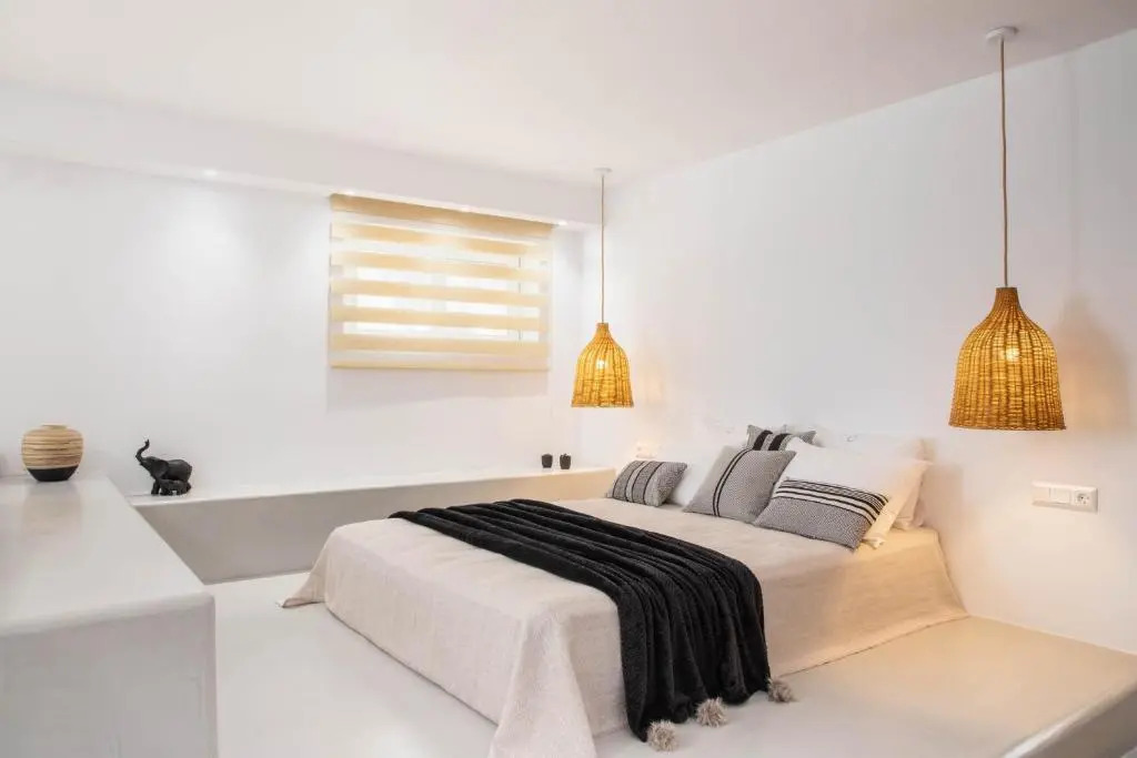 Pebble, an Idyllic Seaside Suite