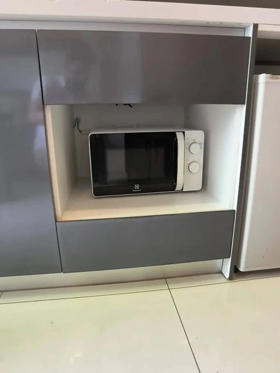 Luxurious Pattaya Apartment With Pool Access