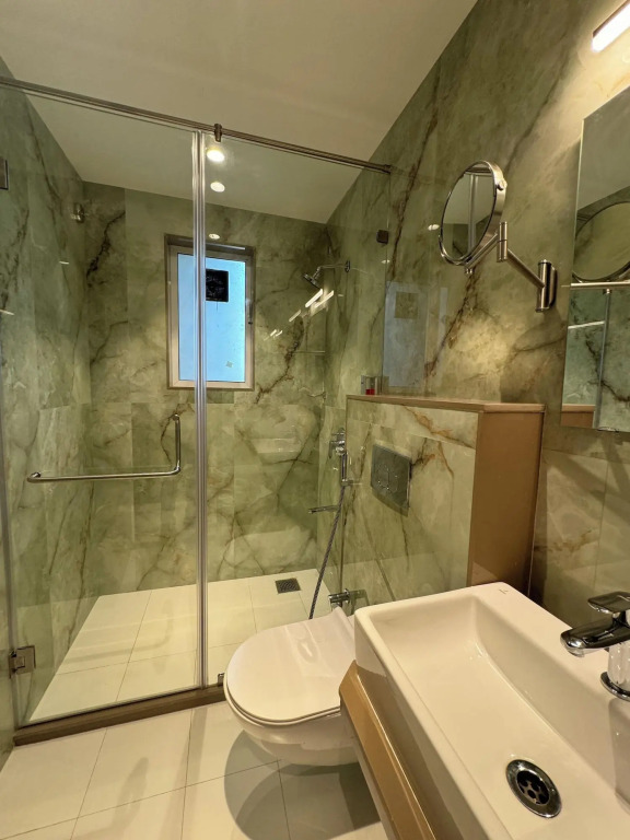 Hotel Mumbai House, Valnai Malad