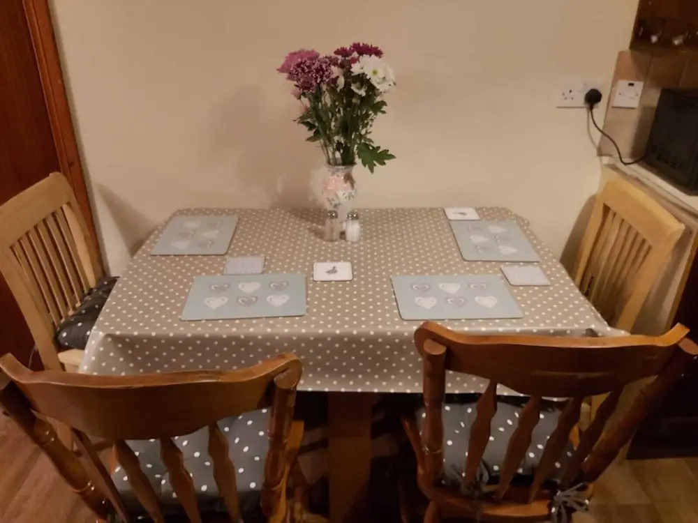 Foot of the Mournes - Cottage - Sleeps 4 - Parking
