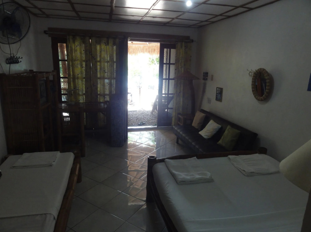 Sea Turtle House Moalboal