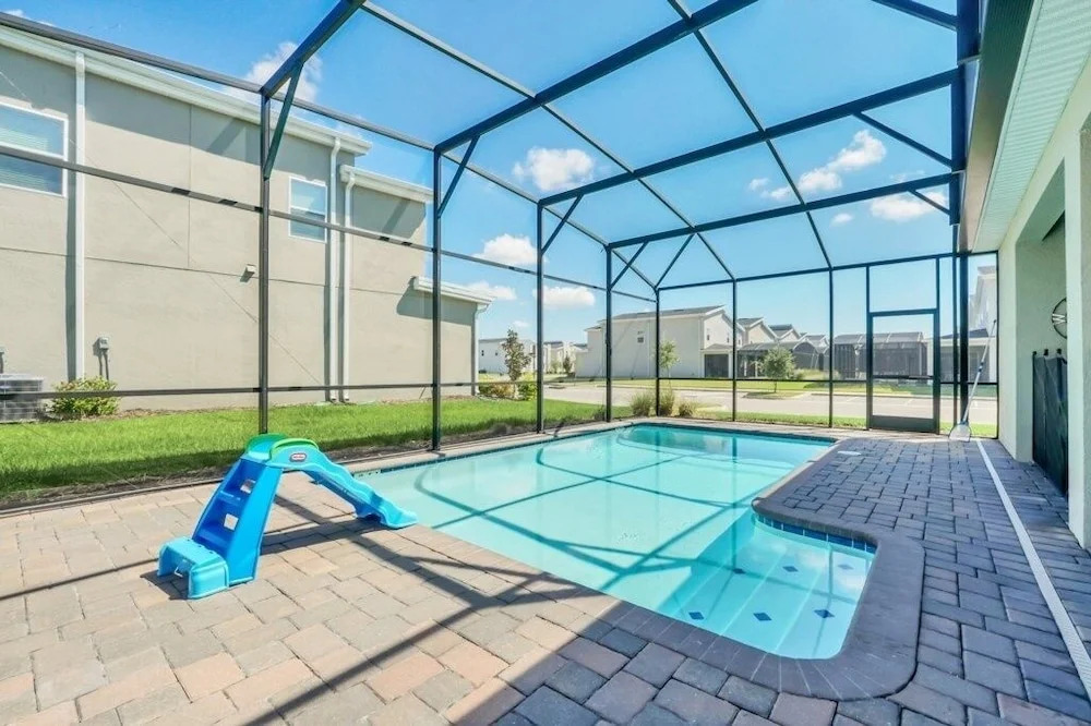 Storey Lake 6 Bed Home- King Master On 1st Floor 6 Bedroom Villa by RedAwning