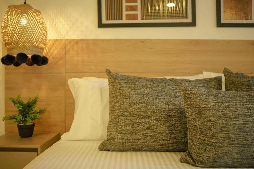First Class Hotel