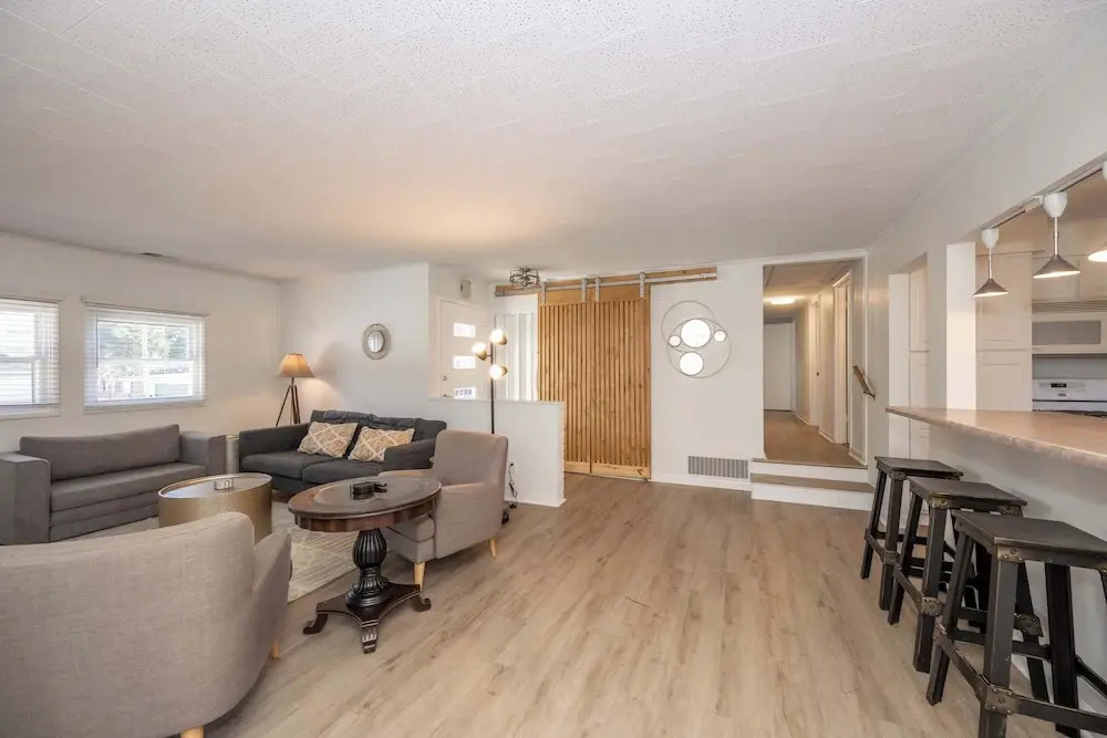The Grand Elm Suite 2 Sleeps 6