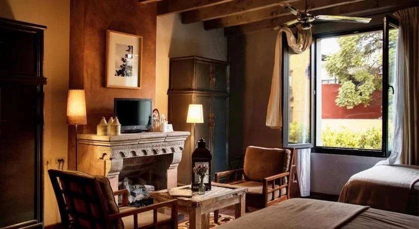 Casa Tierra Negra