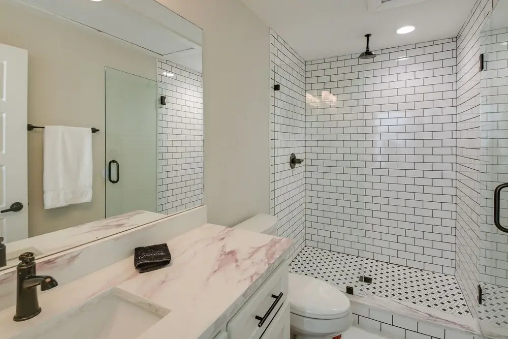 Modern Downtown Hot Springs Vacation Rental!