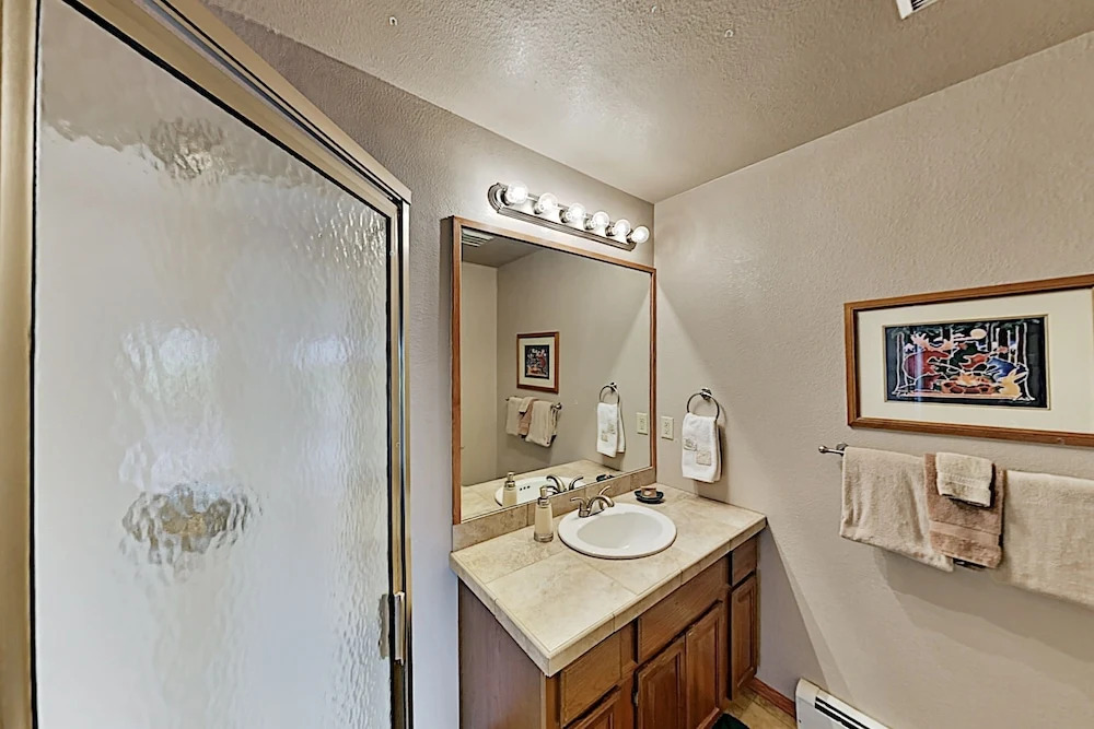 New Listing! Summit County Splendor By Lake Dillon 3 Bedroom Townhouse