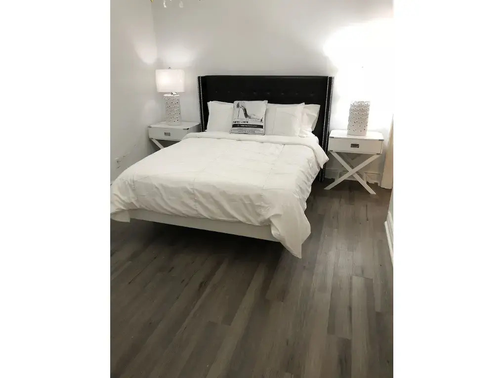 Amazing 4BR Celebrity Villa! Sleeps 8 by YouRent!