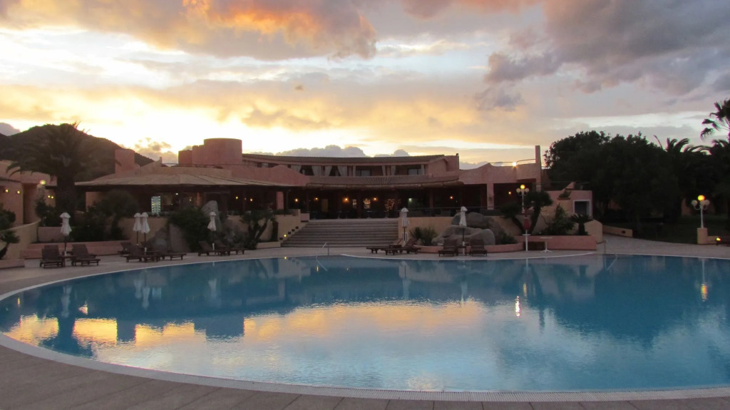 SantElmo Beach Hotel