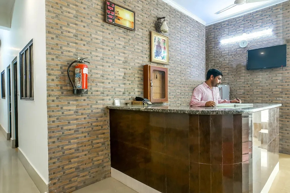 OYO 37914 Hotel Kalindi