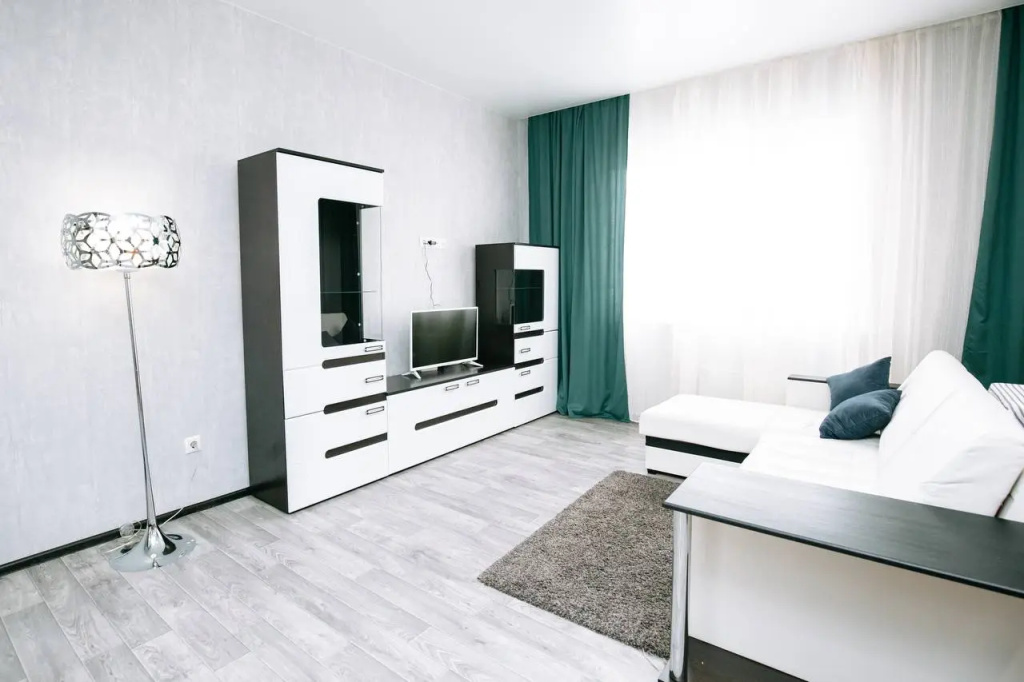 Pritomskij 15/1 Odnokomnatnye apartamenty -studija rjadom s Ledovym dvortsom